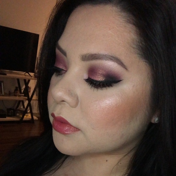 Meet your Posher, Bianca - Picture 1 of 1